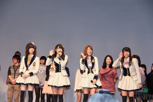 峯岸みなみら「恋チュン」の留学応援ソングバージョンを初披露！（2枚目）