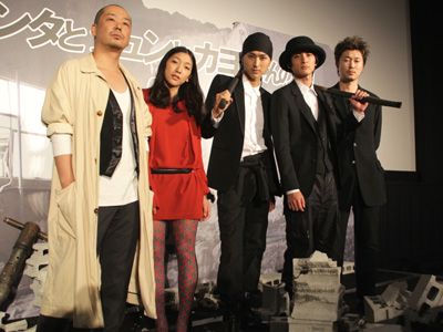 左から-大森立嗣監督、安藤サクラ、松田翔太、高良健吾、新井浩文