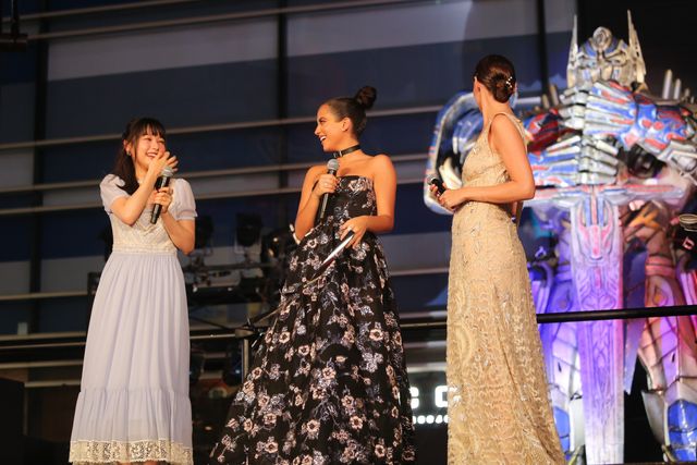 6メートル超巨大オプティマス・プライムが歌舞伎町に降臨！『トランスフォーマー／最後の騎士王』ジャパンプレミア！（11枚目）