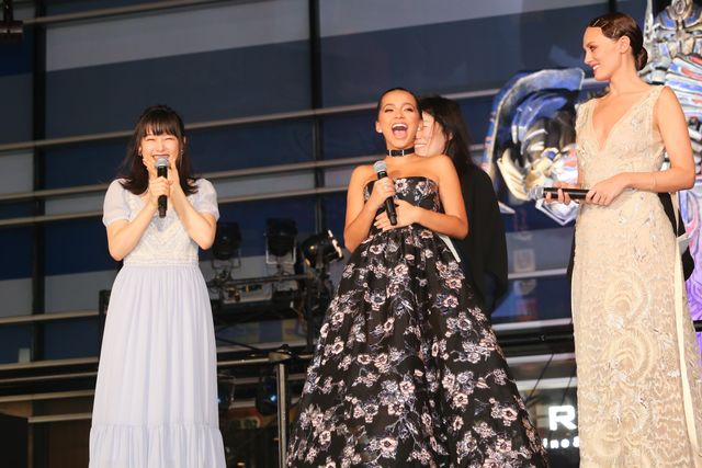 6メートル超巨大オプティマス・プライムが歌舞伎町に降臨！『トランスフォーマー／最後の騎士王』ジャパンプレミア！（46枚目）