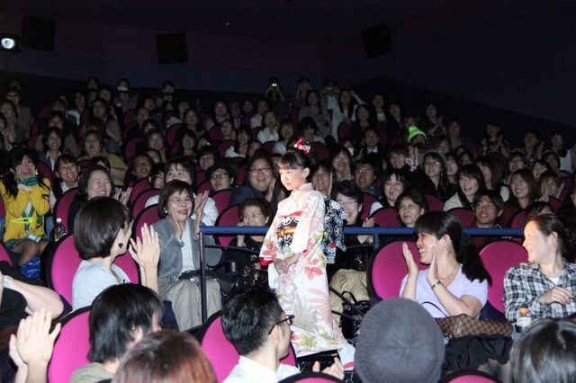 和装で出席！-第25回東京国際映画祭特別招待作品『のぼうの城』舞台あいさつフォトギャラリー：フォトギャラリー