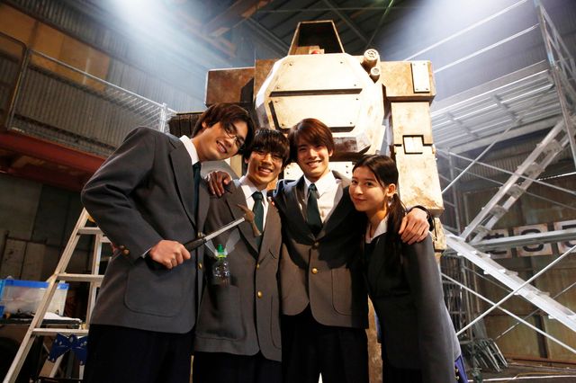 齋藤飛鳥『映像研には手を出すな！』オフショット写真（6枚目）