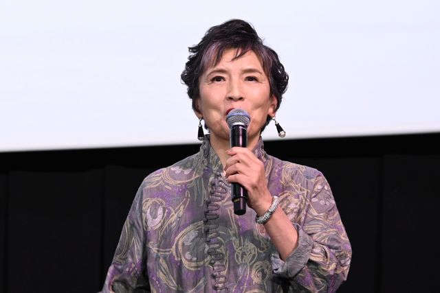 広瀬アリス、肩出し黒ドレスで登壇！木戸大聖らと『沖晴くんの涙を殺して』初日舞台挨拶（21枚目）