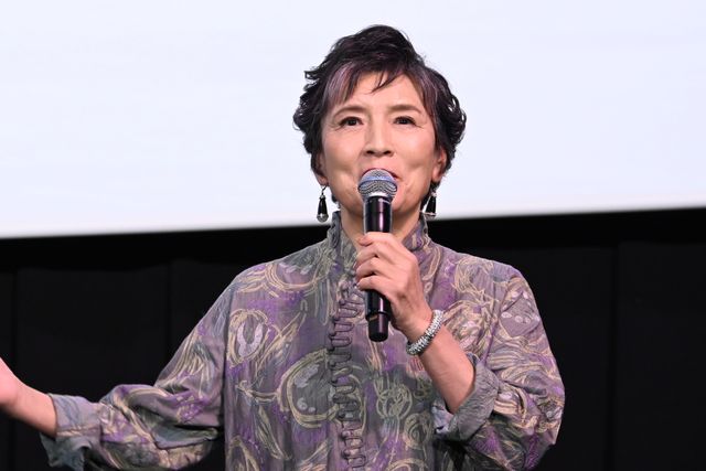 広瀬アリス、肩出し黒ドレスで登壇！木戸大聖らと『沖晴くんの涙を殺して』初日舞台挨拶（22枚目）