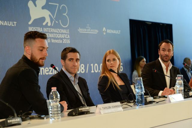 ファンサービス中のコリン・ファース！（8枚目）