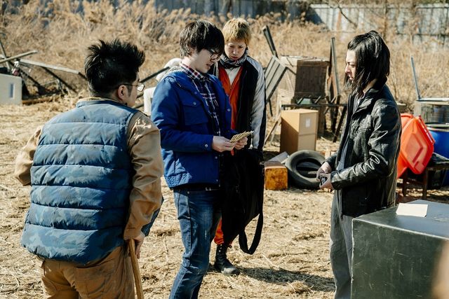 まるで別人…高杉真宙がロン毛の不良に！映画『ギャングース』画像一覧（6枚目）