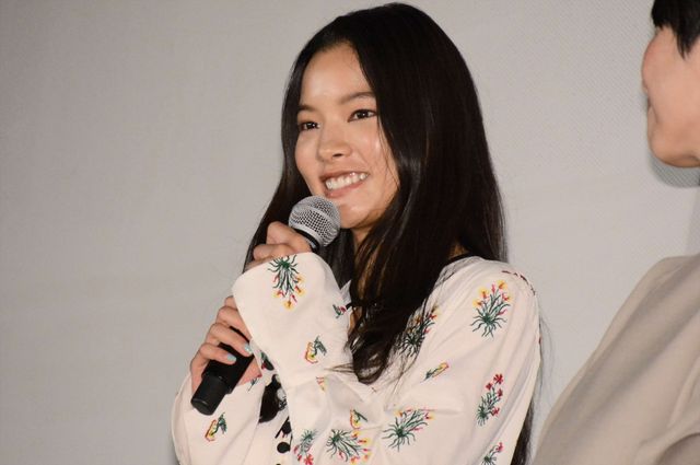 趣里、菅田将暉ら登壇『生きてるだけで、愛。』完成披露舞台あいさつ（4枚目）