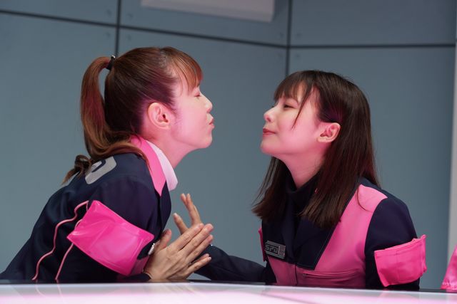 デカピンクその2、変身者・晴月天はエスパー！「デカレンジャーwithトンボオージャー」新場面写真（2枚目）