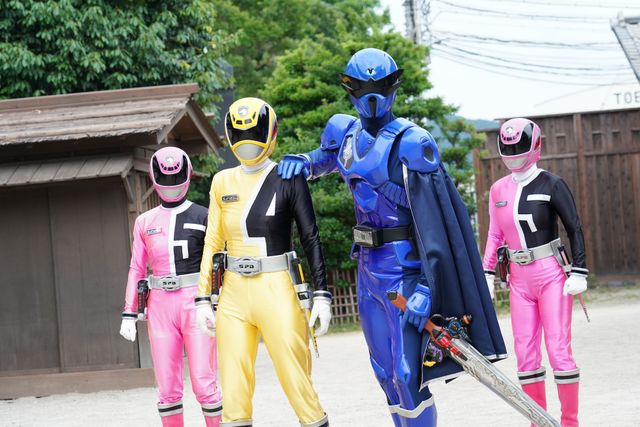 デカピンクその2、変身者・晴月天はエスパー！「デカレンジャーwithトンボオージャー」新場面写真（4枚目）