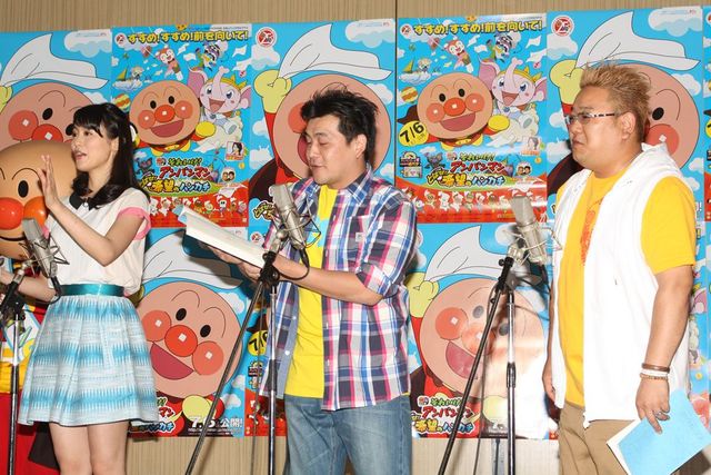 初夏らしいスタイルの本仮屋ユイカ！イベント写真ギャラリー（3枚目）