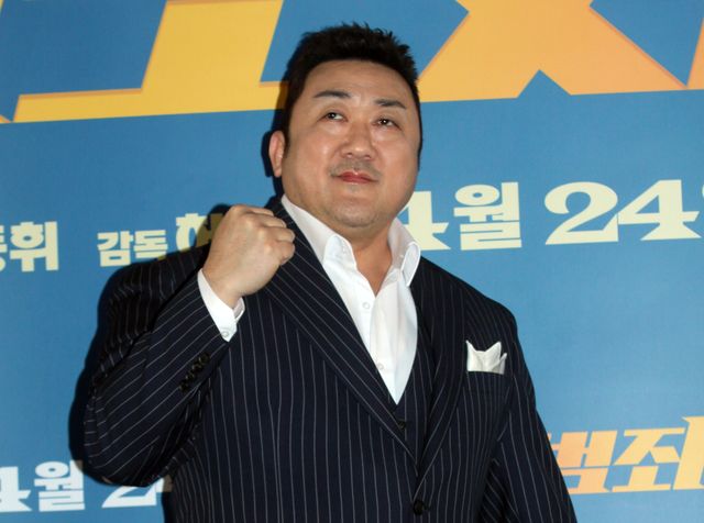 茶目っ気たっぷりのマ・ドンソク！『犯罪都市4』試写会にて：フォトギャラリー