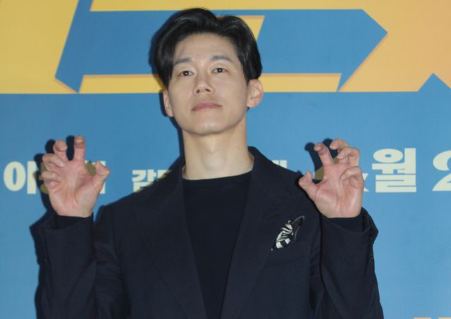 茶目っ気たっぷりのマ・ドンソク！『犯罪都市4』試写会にて（7枚目）