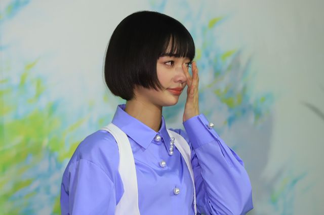 涙目の見上愛…「2026年度前期 連続テレビ小説の制作発表・主演会見」より：フォトギャラリー