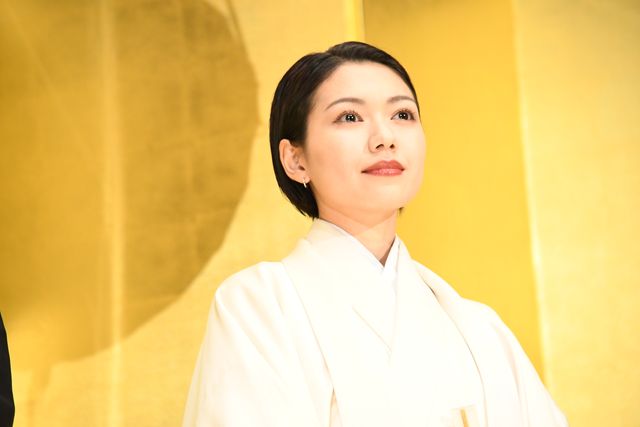 二階堂ふみ、GACKT＆伊勢谷友介のキスシーンに驚き！『翔んで埼玉』初日舞台あいさつ（4枚目）