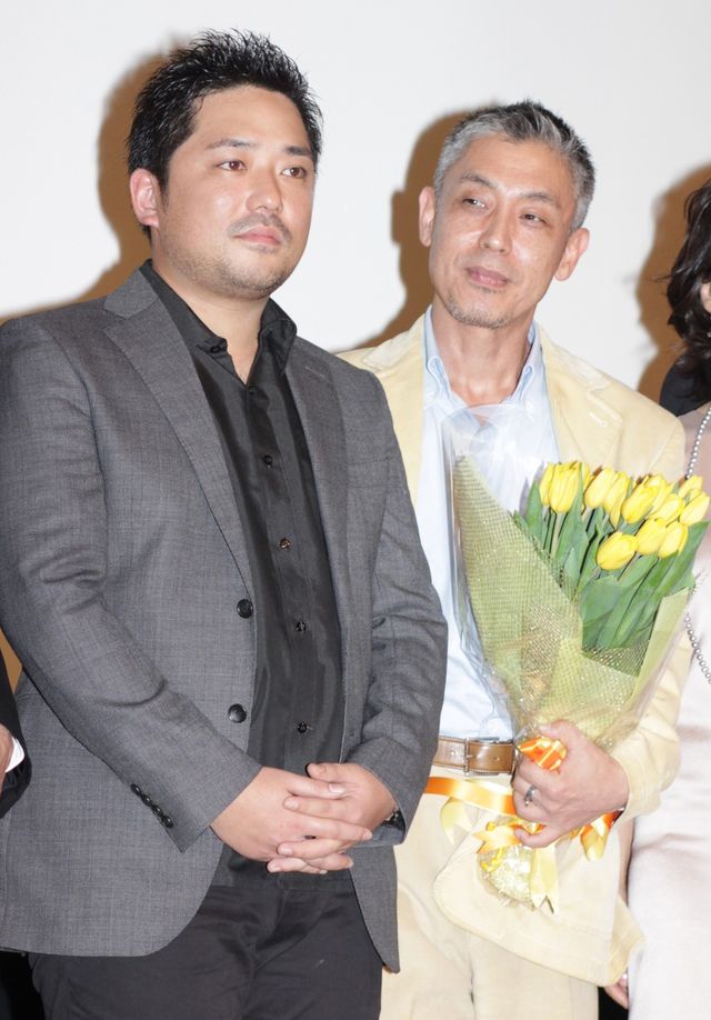 橋口亮輔監督、7年ぶりの長編映画が初日…『恋人たち』舞台あいさつフォトギャラリー：フォトギャラリー