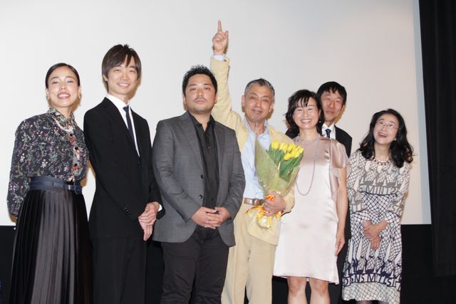 橋口亮輔監督、7年ぶりの長編映画が初日…『恋人たち』舞台あいさつフォトギャラリー（8枚目）