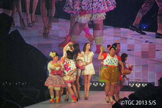 「第16回 東京ガールズコレクション」3万3,200のファッションファンで盛り上がる（28枚目）