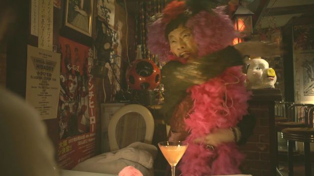 この衝撃に耐えられるか？遠藤憲一の女装姿【35枚超】（22枚目）