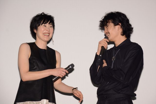 橋本愛＆池松壮亮ら仲良く笑顔で登場！フォトギャラリー（11枚目）