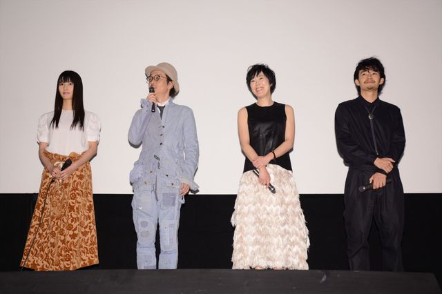 橋本愛＆池松壮亮ら仲良く笑顔で登場！フォトギャラリー（13枚目）