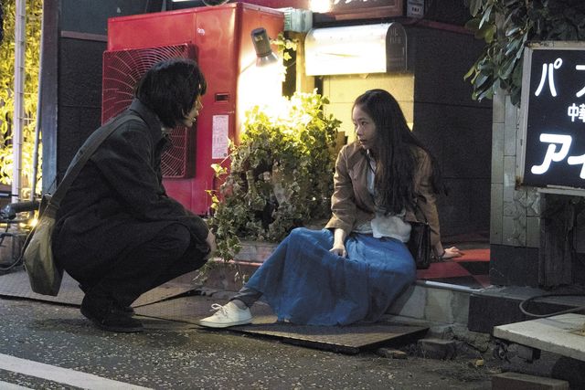 趣里×菅田将暉が恋人役『生きてるだけで、愛。』場面写真【全9点】（4枚目）