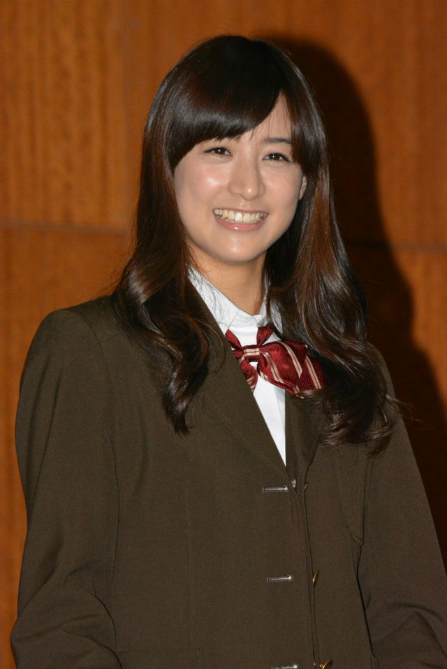 菅田将暉、都内高校の後夜祭に参加！　学生時代のおしゃれの失敗を語る！　画像ギャラリー：フォトギャラリー