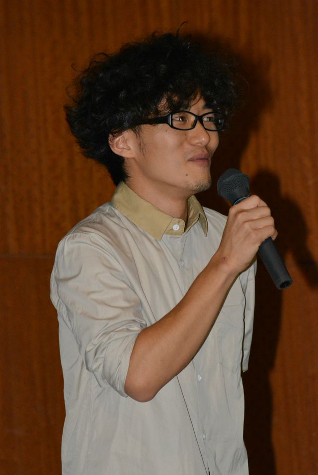 菅田将暉、都内高校の後夜祭に参加！　学生時代のおしゃれの失敗を語る！　画像ギャラリー（3枚目）