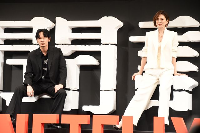 米倉涼子×綾野剛×横浜流星「新聞記者」ワールドプレミアに登壇（3枚目）