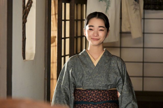 【画像13枚】朝ドラ「風、薫る」直美（上坂樹里）らの前に怪しい男が現れて…第116回場面写真（10枚目）