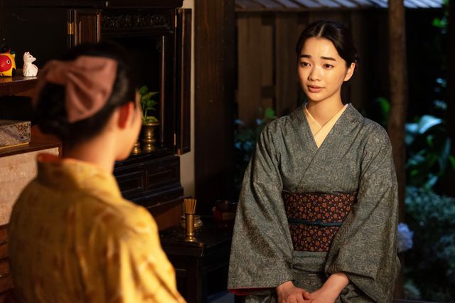 【画像13枚】朝ドラ「風、薫る」直美（上坂樹里）らの前に怪しい男が現れて…第116回場面写真（11枚目）