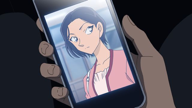 バーボンとベルモットが…名探偵コナン「緋色の帰還（序章）」（4枚目）