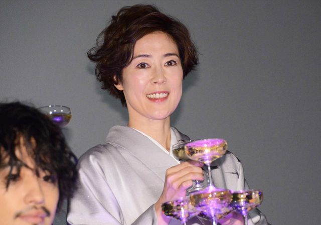 阿部寛が寺島しのぶをエスコート！ダンディー！（11枚目）