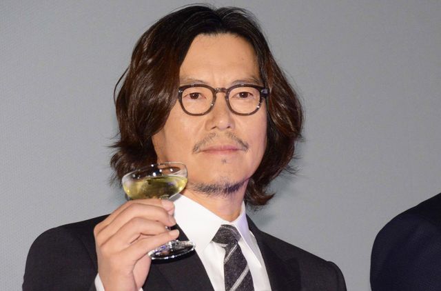 阿部寛が寺島しのぶをエスコート！ダンディー！（14枚目）