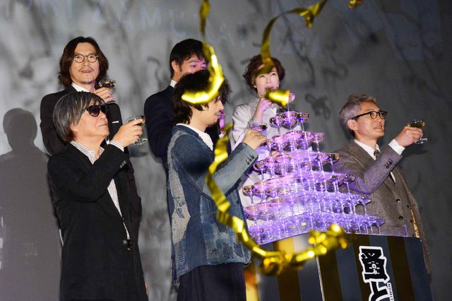 阿部寛が寺島しのぶをエスコート！ダンディー！（20枚目）