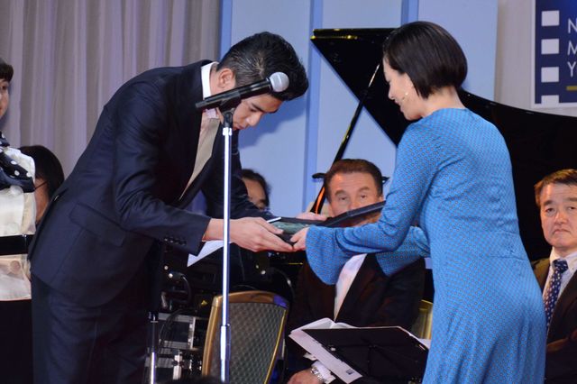 岩田剛典、石原裕次郎新人賞に！「第31回日刊スポーツ映画大賞」授賞式（13枚目）