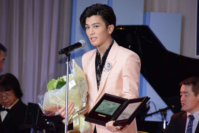 岩田剛典、石原裕次郎新人賞に！「第31回日刊スポーツ映画大賞」授賞式（22枚目）