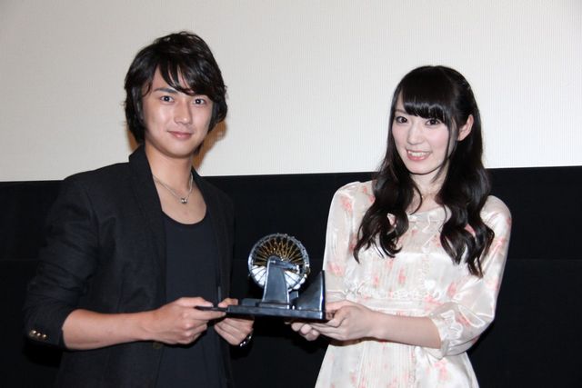 AKB48のさきっちょこと松井咲子ヒロインを務めた映画『ビンゴ』の初日舞台あいさつ（15枚目）