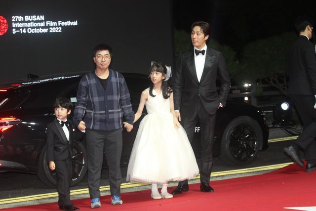 ピョン・ヨハン、チョン・イル、チョン・ヨビン、加瀬亮…アジアのスターが釜山国際映画祭レッドカーペットに集結（2枚目）