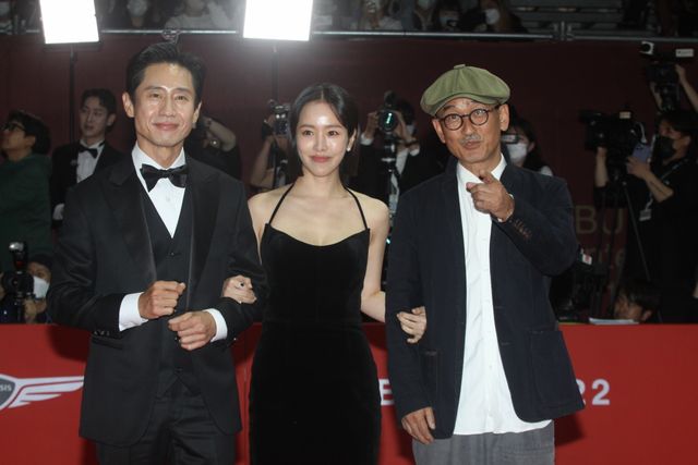 ピョン・ヨハン、チョン・イル、チョン・ヨビン、加瀬亮…アジアのスターが釜山国際映画祭レッドカーペットに集結（12枚目）