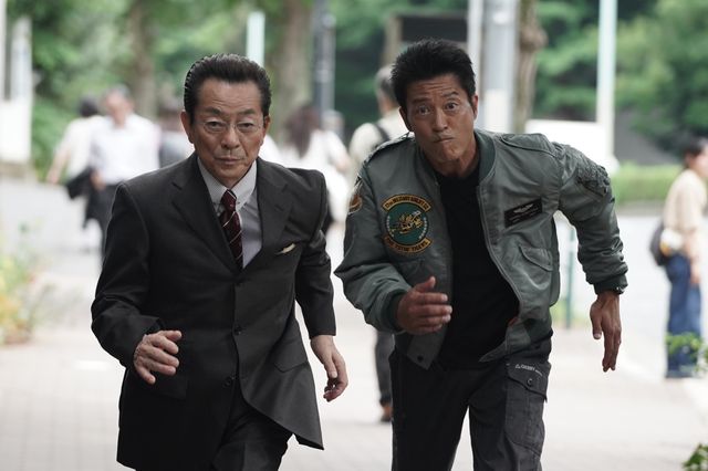 特命係＆警察官になった“少年Ａ”が事件を追う！「相棒season23」第1話（2枚目）