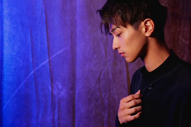 横浜流星、実は地味顔を自認!?『ヴィレッジ』撮り下ろしカット＜12枚＞（7枚目）