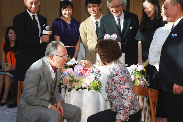 ア~ン!妻夫木聡、蒼井優らが橋爪功&吉行和子“夫婦”を祝福!『家族はつらいよ』公開直前イベントギャラリー