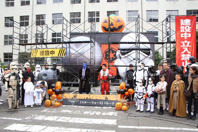 福くん、そっくり弟とミニ”ダース・ベイダー”で参加！「カワサキ ハロウィン 2016」の『スター・ウォーズ』パレードに170名　画像ギャラリー：フォトギャラリー