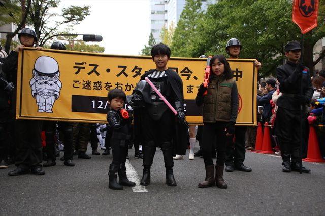 福くん、そっくり弟とミニ”ダース・ベイダー”で参加！「カワサキ ハロウィン 2016」の『スター・ウォーズ』パレードに170名　画像ギャラリー（24枚目）