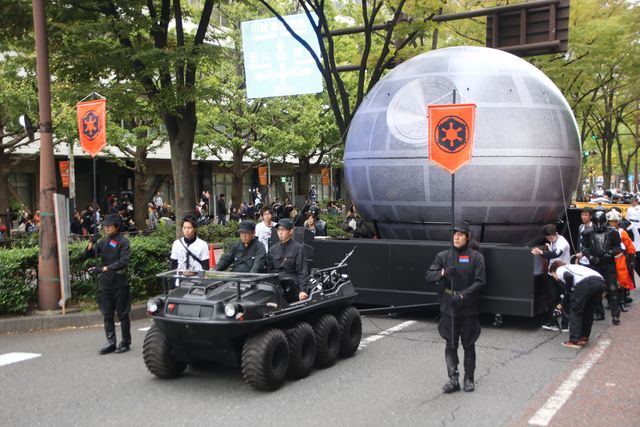 福くん、そっくり弟とミニ”ダース・ベイダー”で参加！「カワサキ ハロウィン 2016」の『スター・ウォーズ』パレードに170名　画像ギャラリー（27枚目）