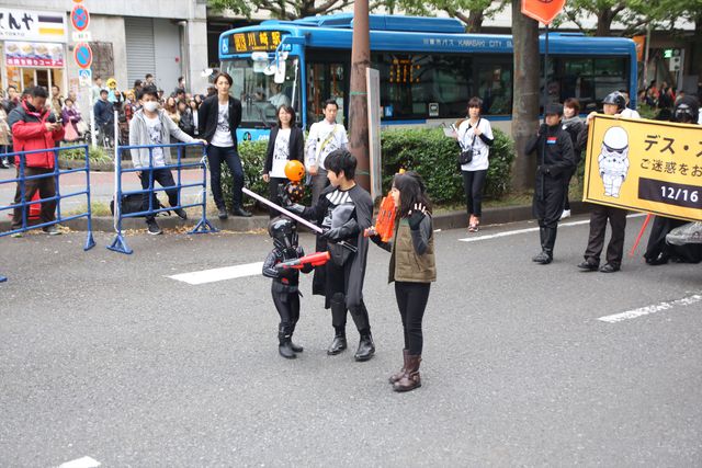 福くん、そっくり弟とミニ”ダース・ベイダー”で参加！「カワサキ ハロウィン 2016」の『スター・ウォーズ』パレードに170名　画像ギャラリー（31枚目）
