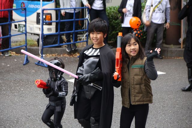 福くん、そっくり弟とミニ”ダース・ベイダー”で参加！「カワサキ ハロウィン 2016」の『スター・ウォーズ』パレードに170名　画像ギャラリー（32枚目）