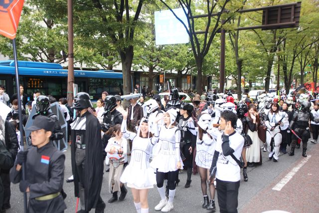福くん、そっくり弟とミニ”ダース・ベイダー”で参加！「カワサキ ハロウィン 2016」の『スター・ウォーズ』パレードに170名　画像ギャラリー（35枚目）