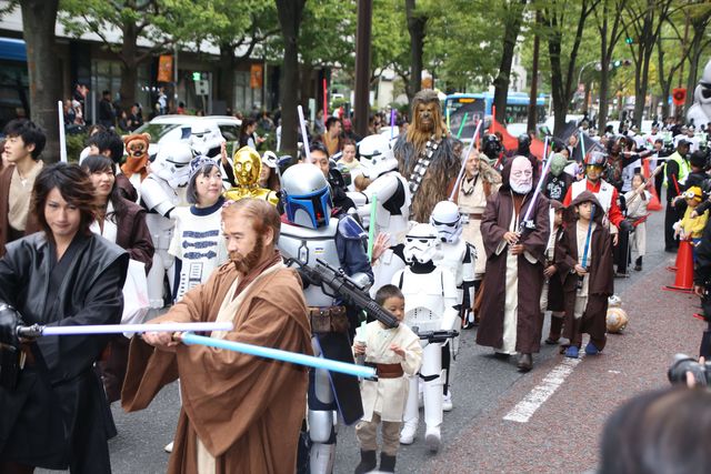 福くん、そっくり弟とミニ”ダース・ベイダー”で参加！「カワサキ ハロウィン 2016」の『スター・ウォーズ』パレードに170名　画像ギャラリー（41枚目）