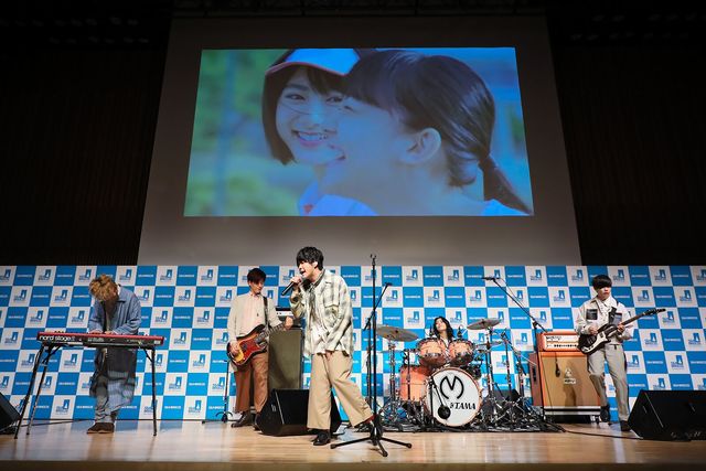 古川毅＆池間夏海のさわやか制服姿！（8枚目）